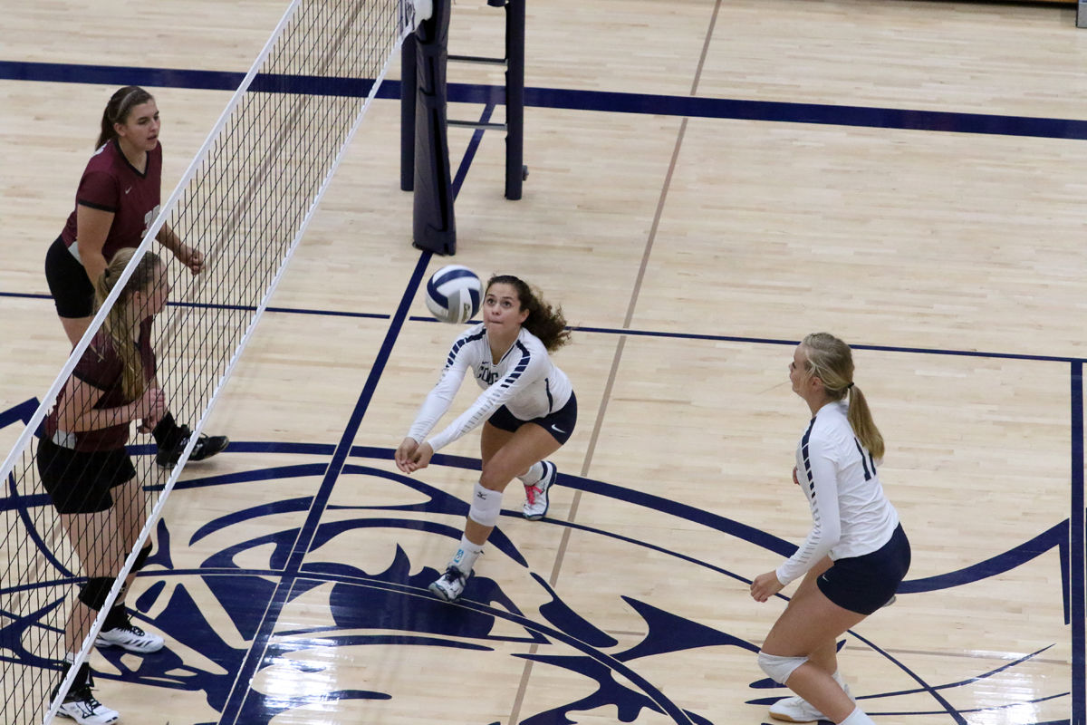 Cross County VB vs BDS (10).jpg